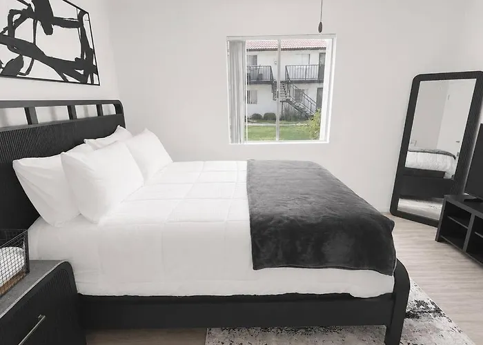 Modern & Stylish 1br Amenities * Tempe